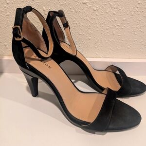 Pashion Convertible Suede Size 8 Black Heels Like New!